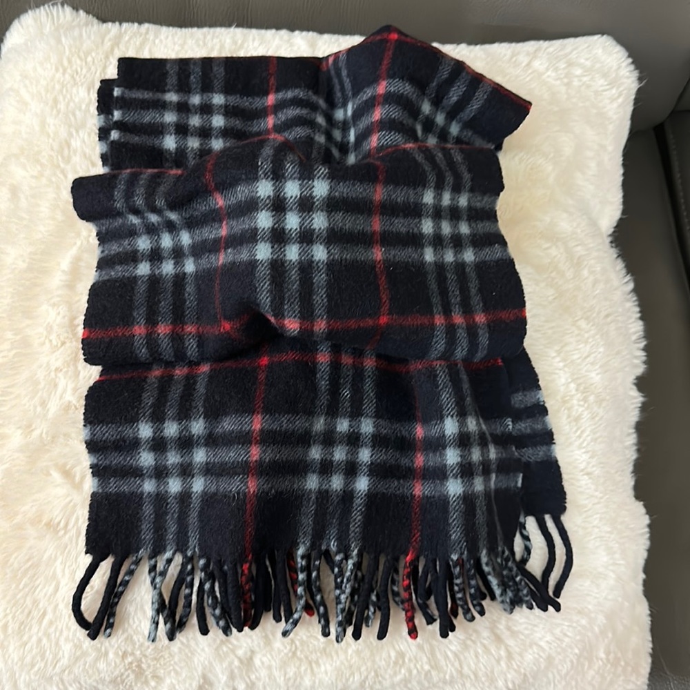 Preloved Burberry Scarf